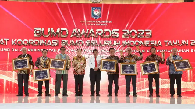 Ditjen Bina Keuda Kemendagri Gelar Rakor dan BUMD Awards