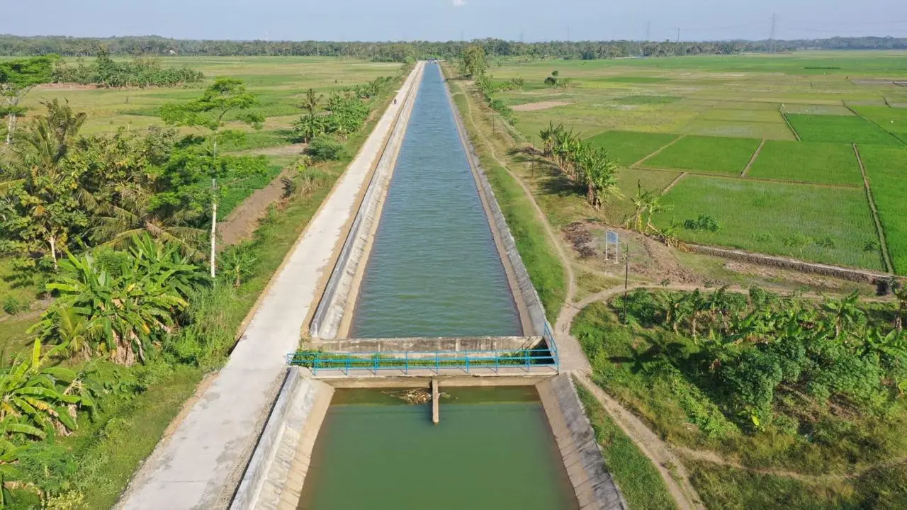 Kementerian PU menargetkan 1 juta ha lahan sawah dapat dialiri oleh jaringan irigasi.(Foto: Kementerian PU)
