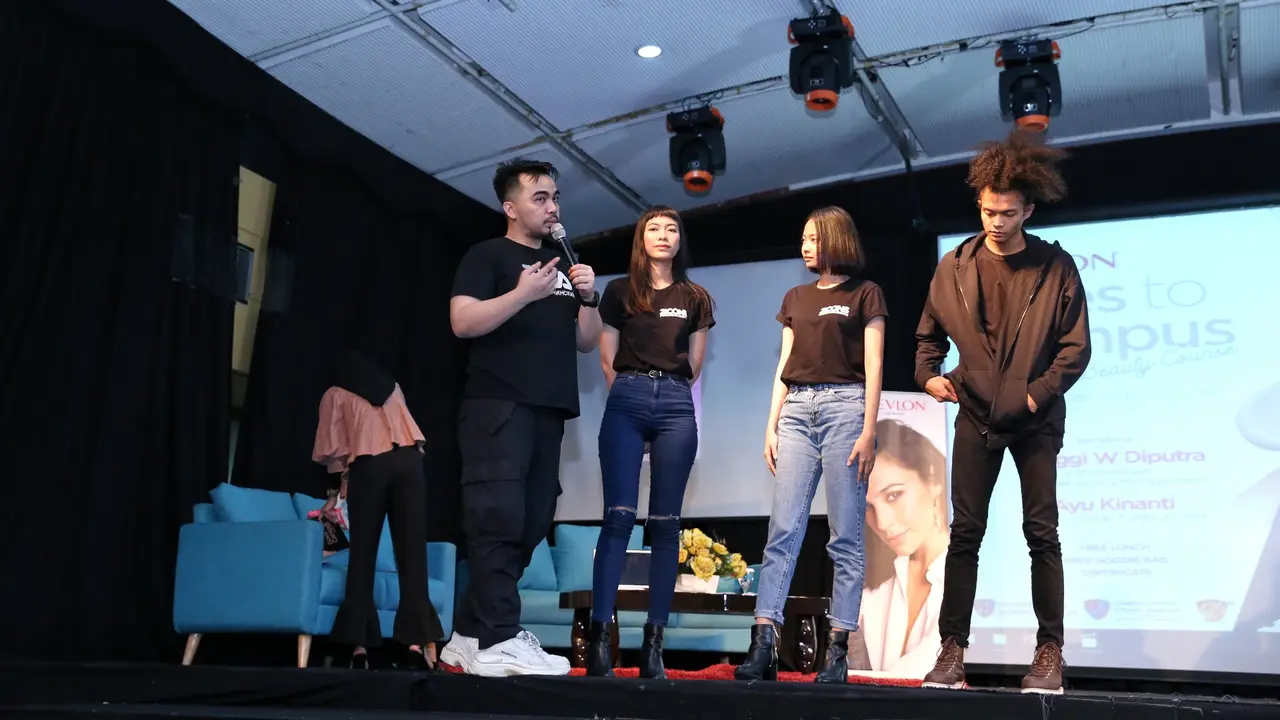 8 Kriteria Khusus untuk Jadi Model Profesional