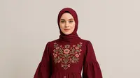 10 Model Gamis Burgundy Terbaru 2025 yang Kasual dan Modis untuk Semua Usia