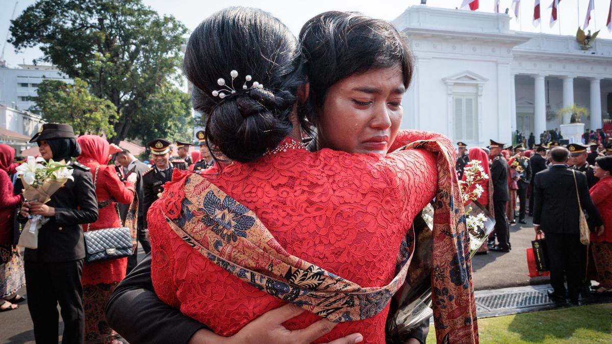 Suasana Haru dan Bangga Warnai Pelantikan Perwira Remaja TNI-Polri