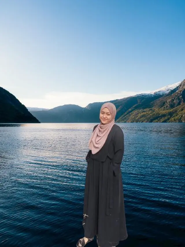 Wanita Ini Minta Fotonya Diedit Netizen Agar Estetik, 8 Hasilnya Bikin Geleng Kepala