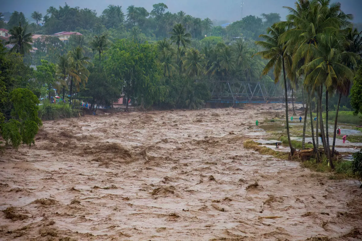 Banjir Padang, Puluhan Ribu Warga Terdampak