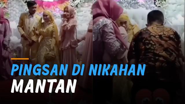 Warganet menyebut wanita itu terlalu memaksakan diri datang ke pernikahan mantan.