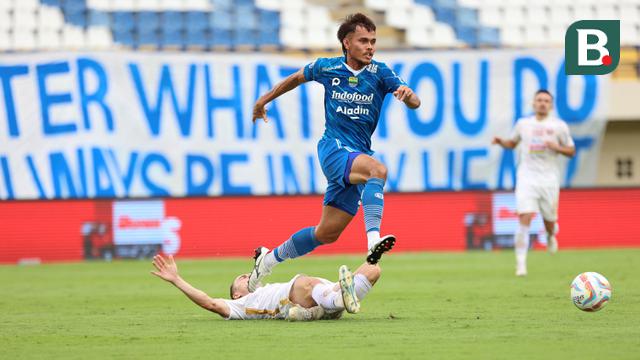Persib Bandung vs Persija Jakarta - BRI Liga 1 2023/2024