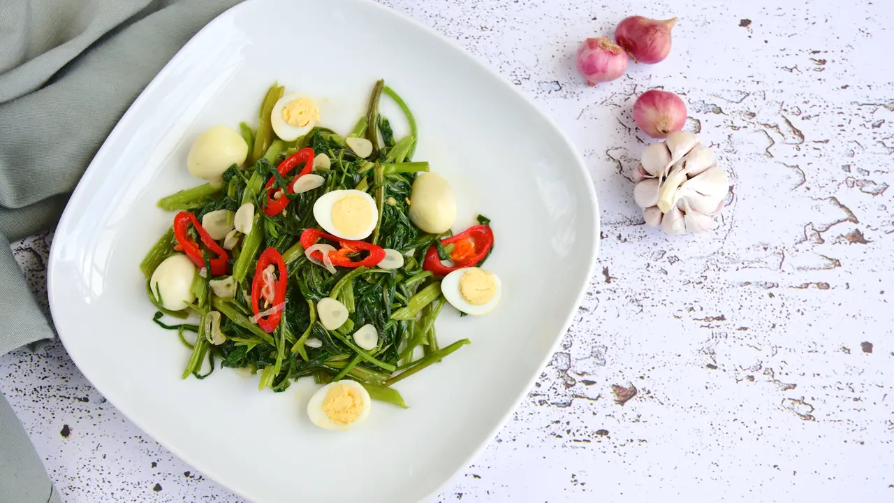 tumis kangkung