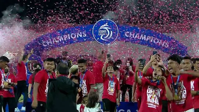 VIDEO: Melihat Closing Ceremony dan Penyerahan Gelar Juara BRI Liga 1 Kepada Bali United