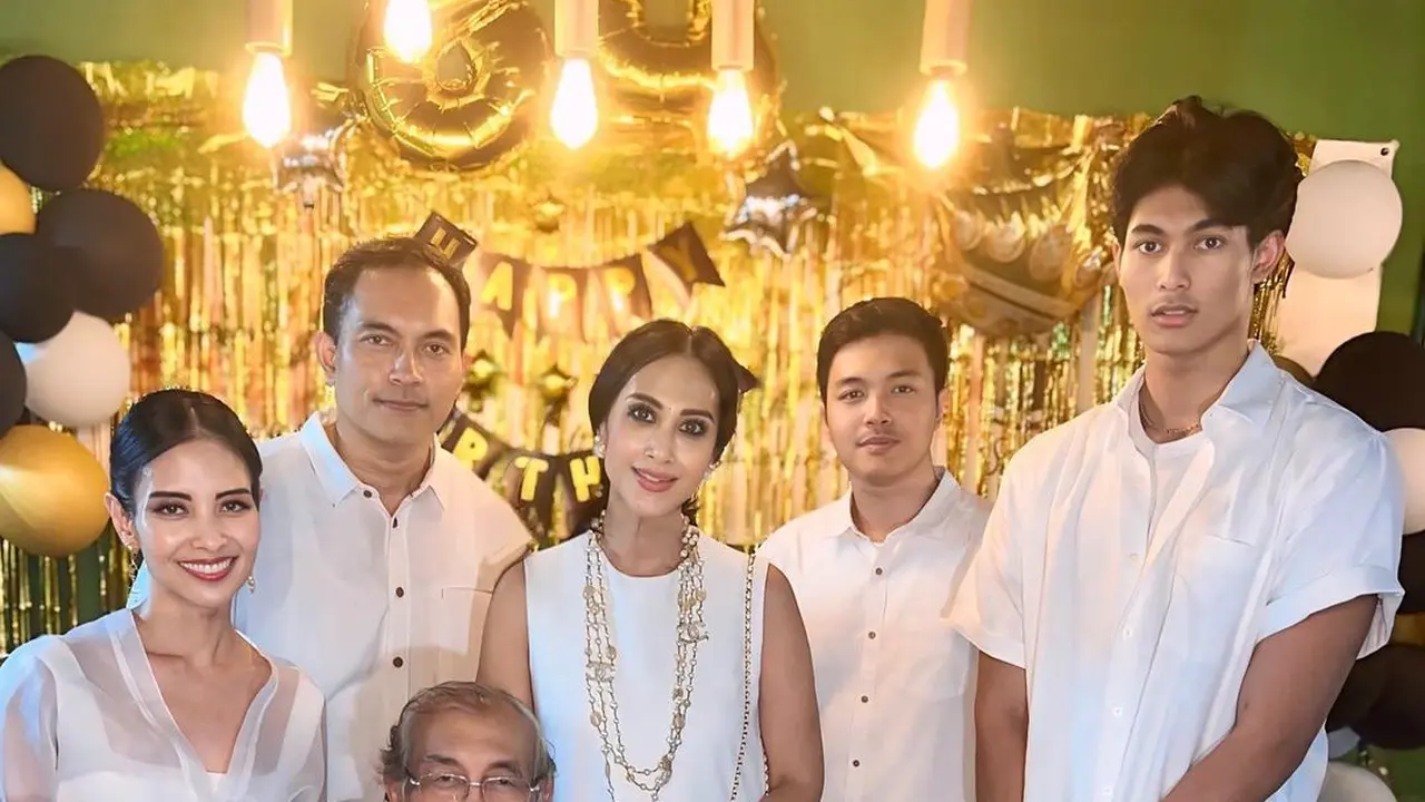 Potret perayaan ulang tahun ke-84 Ayah Diah Permatasari (Sumber: Instagram/@dps_diahpermatasari)