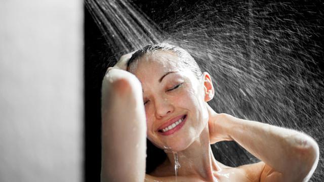4 Tips Perawatan Kulit Selama Liburan Biar Tetap Tampil Kece Saat Kembali Bekerja