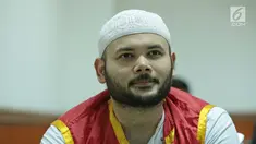 Ridho Rhoma menjalani sidang kasus narkoba dalam agenda tuntutan di Pengadilan Negeri Jakarta Barat, Selasa (29/8/2017). JPU menuntut Ridho Rhoma hukuman penjara 2 tahun. (Herman Zakharia/Liputan6.com)