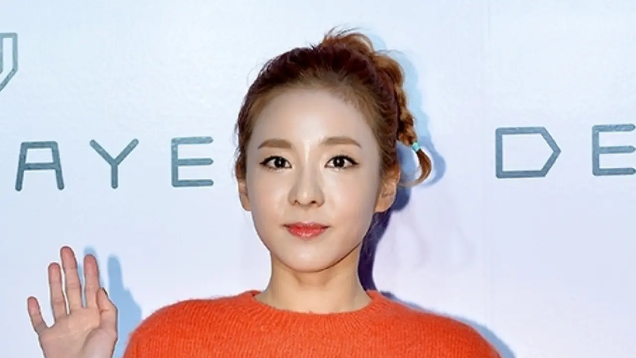 Dara 2NE1