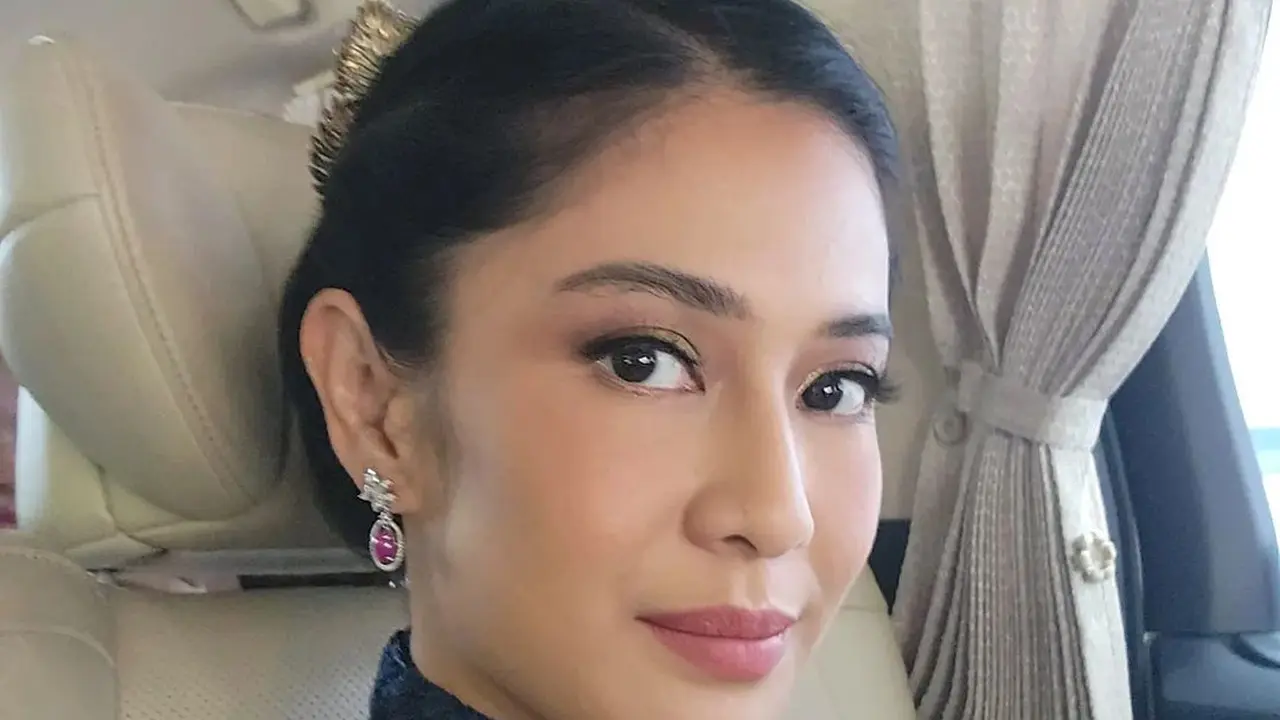 [Fimela] Dian Sastrowardoyo