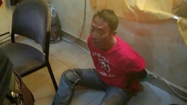 Pria yang mengamuk di BNI Kota Dumai dibawa ke RSUD usai dilumpuhkan polisi.