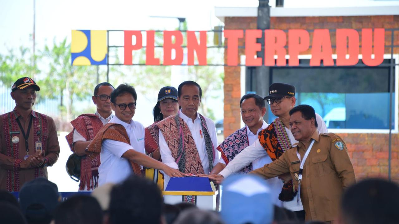 Presiden Joko Widodo (Jokowi) secara serentak meresmikan tujuh Pos Lintas Batas Negara (PLBN) pada Rabu (2/10/2024)