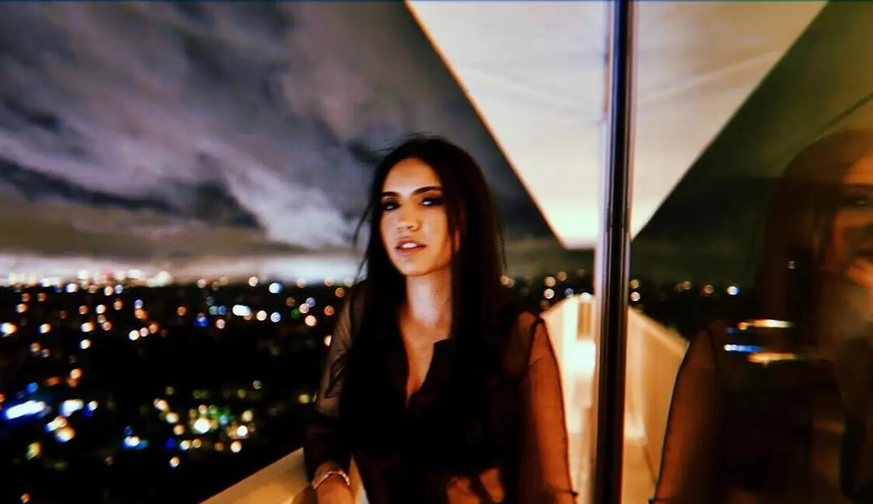 Noor Alfallah kekasih Al Pacino. (Foto: Instagram/nooralfallah)