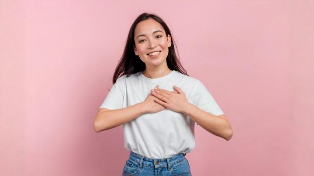 Gaya Hidup Sehat, Cara Ampuh Turunkan Risiko Kanker Payudara (Freepik)