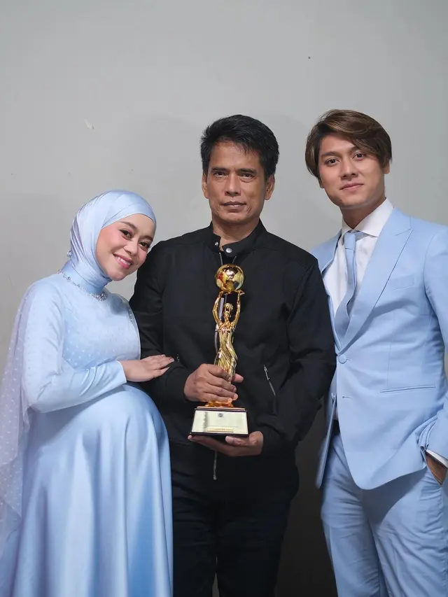 Lesti Kejora – Rizky Billar di Indonesian Dangdut Awards 2021 (Foto: Instagram/@lestykejora)