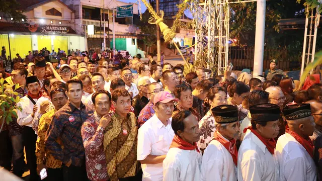[Bintang] Ribuan Relawan Jokowi
