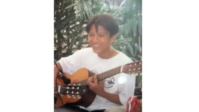 7 Potret Transformasi Ariel NOAH dari Kecil Hingga Kini, Pernah Ganti Gaya Rambut