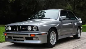 Simpanan Garasi 38 Tahun, BMW M3 E30 Ini Terjual Rp 2,1 Miliar
