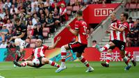 Winger Manchester United (MU), Daniel James ketika menjebol gawang Southampton dalam pertandingan kompetisi Liga Inggris di St. Mary, Sabtu (31/8/2019). (Foto: Premier League)
