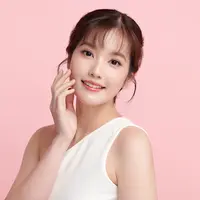 Wanita muda Asia yang cantik dengan kulit bersih dan glowing. (kitthanes_r.hotmail.com/depositphotos.com)