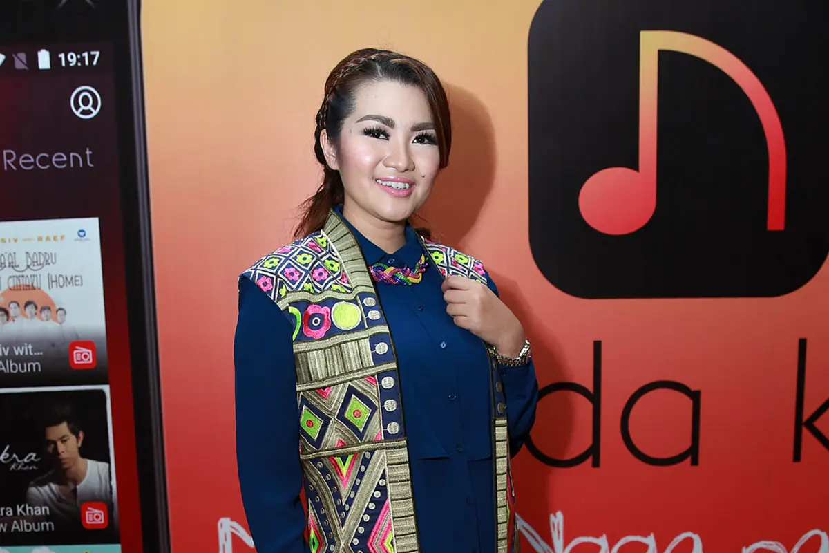 [Bintang] Fitri Carlina