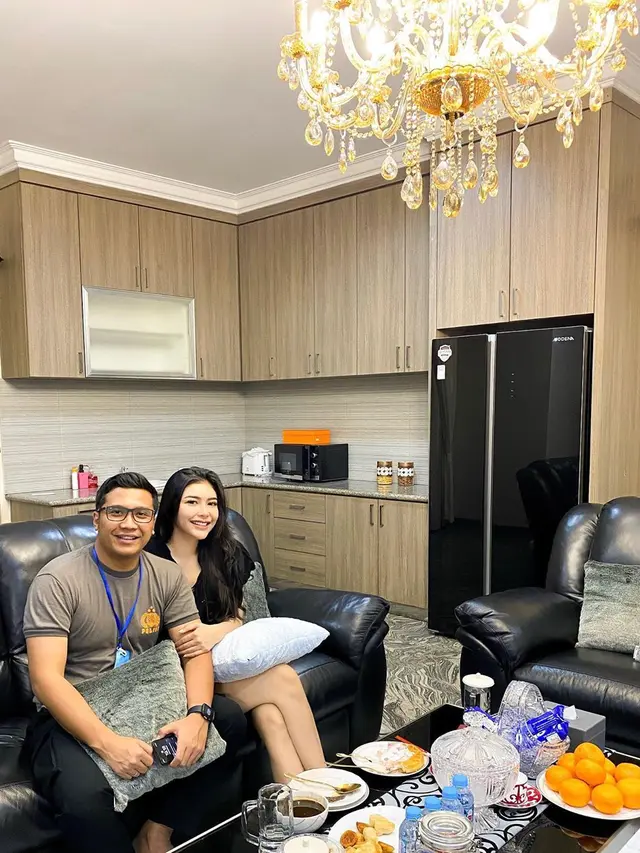 6 Potret Rica Andriani dan Fahrul Sudiana Usai Menikah, Makin Lengket