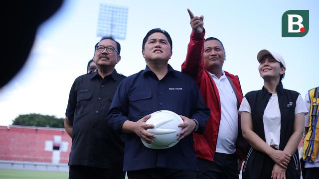 Foto: Tinjau Stadion I Wayan Dipta untuk Ajang Piala Dunia U-20 2023, Erick Thohir Minta Lahan Parkir Diperluas