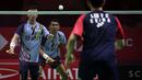 Pebulutangkis ganda putra Indonesia, Fajar Alfian/Muhammad Rian Ardianto bertanding melawan pebulutangkis ganda putra China, China, Liu Yu Chen/Ou Xuan Yi pada laga perempatfinal Indonesia Masters 2023 di Istora Senayan, Jakarta, Jumat (27/01/2023). Fajar Alfian kalah dengan skor 21-11, 13-21, 23-25. (Bola.com/Bagaskara Lazuardi)