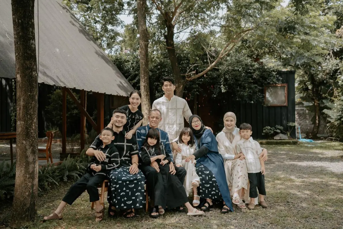 Usung Batik Tradisional, Intip Perjalanan Dama Kara yang Berdayakan Teman Difabel dan Sukses Jualan di Shopee Live