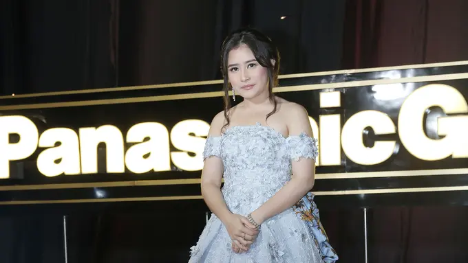 [Bintang] Prilly Latuconsina