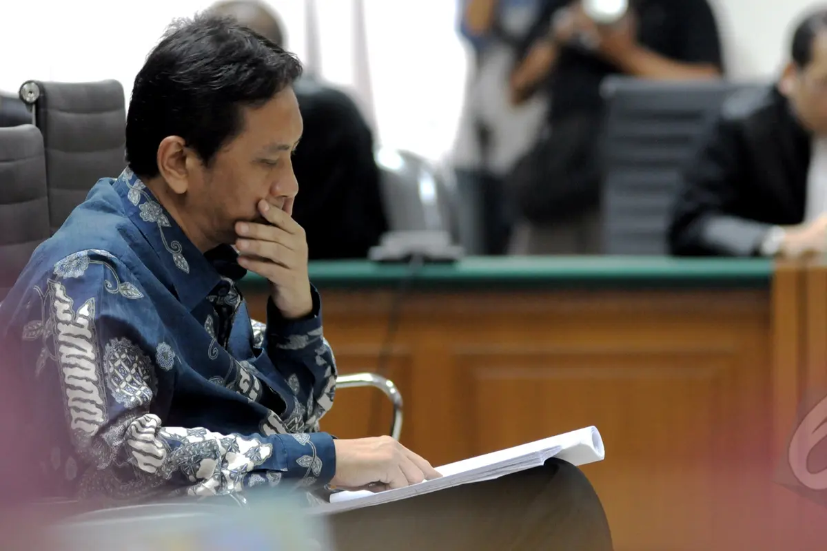 Ekspresi Udar Pristono Saat Jalani Sidang Pembacaan Dakwaan