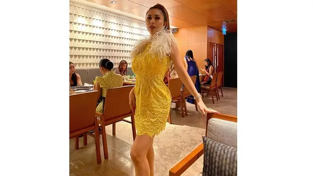 7 Potert Gebby Vesta saat Ikut Ajang Miss International Queen 2020