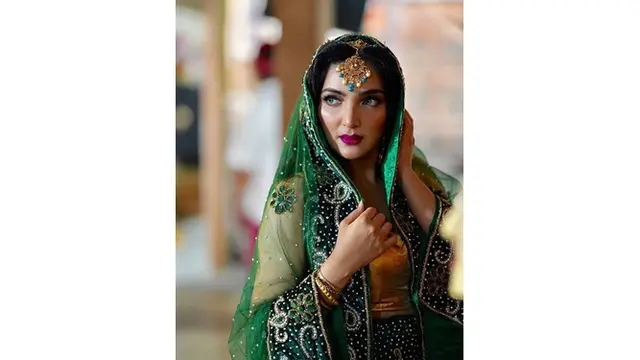 7 Potret Ashanty Saat Kenakan Pakaian Bertema Indian Look, Bikin Pangling