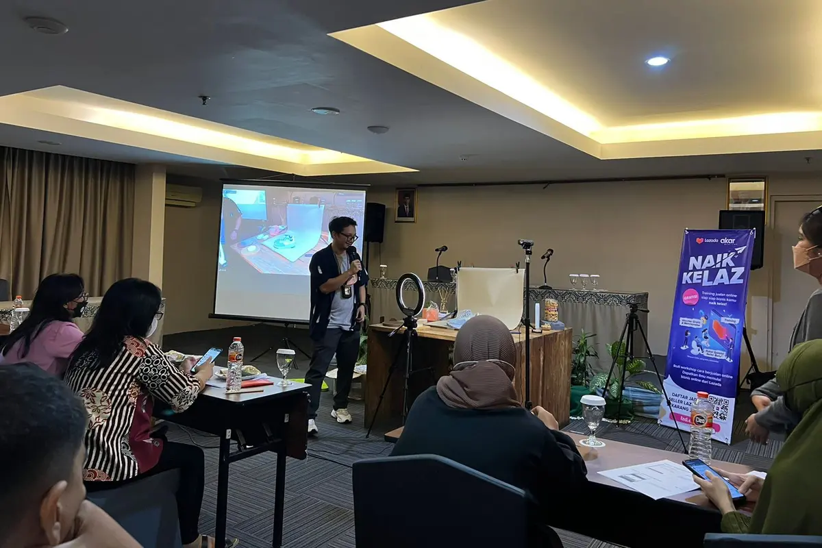 Program Lazada "Naik KeLaz – Tips Berjualan Online"