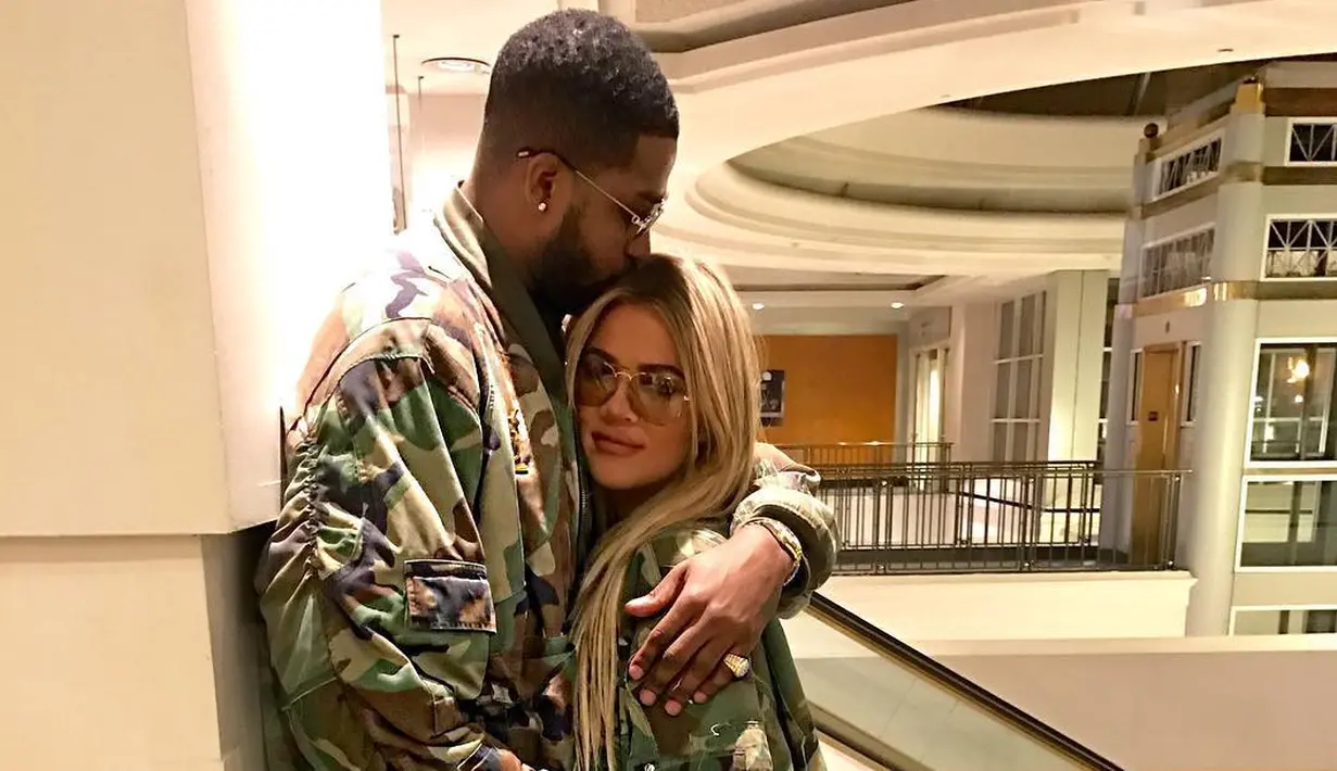 Tristan Thompson sepertinya kini jadi musuh netizen usai Khloe Kardashian mengumumkan jenis kelamin anak mereka. (instagram/khloekardashian)