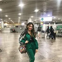 Penyanyi dangdut Via Vallen salah satu artis yang gemar sepak bola. Pada piala dunia tahun ini, ia sengaja datang ke Rusia untuk menyaksikan secara langsung final Piala Dunia 2018. (Instagram/viavallen)