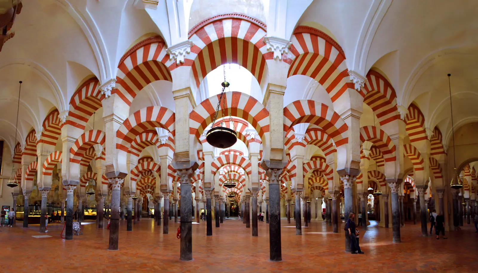 Mezquita, Cordona, Spanyol. (eropa.panduanwisata.id)