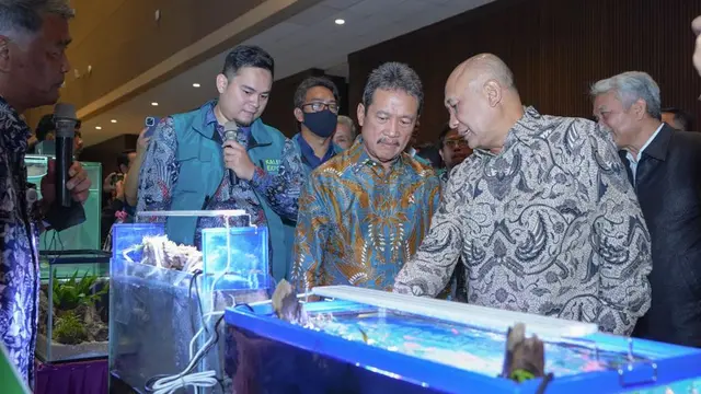 Menteri Koperasi dan UKM Teten Masduki