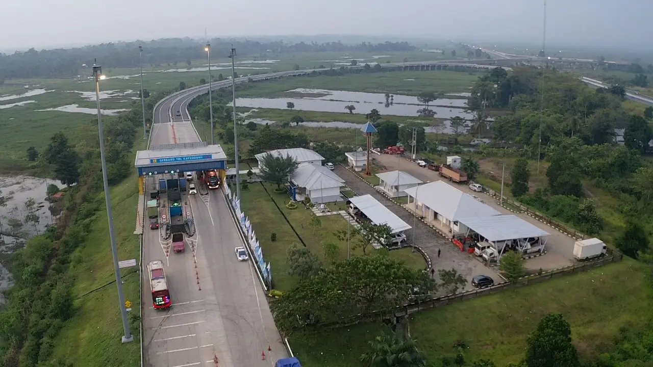 PT Hutama Karya (Persero) menaikkan tarif pada Jalan Tol Terbanggi Besar-Pematang Panggang-Kayu Agung (Terpeka). (Dok HK)
