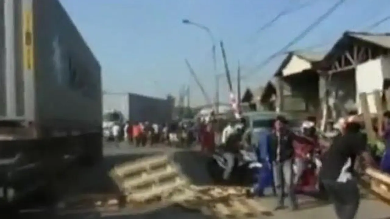 Pembongkaran Bangunan Liar