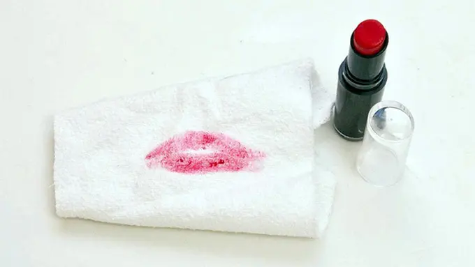 copyright by www.popsugar.com