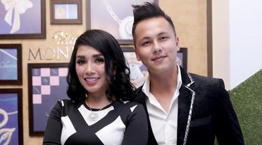 Kebesaran Hati Ussy Sulistiawaty Dan Andhika Pratama News Entertainment Fimela Com
