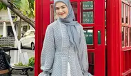 Model tunik terbaru untuk tampilan lebih slim dan proporsional (sumber: pinterest)