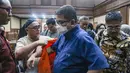 Terdakwa kasus dugaan korupsi jual beli gas antara PT PGN dengan PT IAE, Hendi Prio Santoso usai menjalani sidang pembacaan putusan di Pengadilan Tipikor, Jakarta, Kamis (20/8/2026). (KLY/ Arie Basuki)