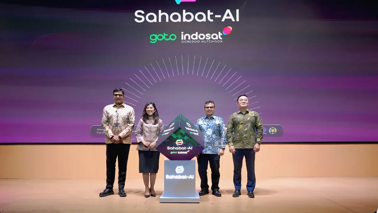 Peluncuran model Sahabat-AI dengan 70 miliar parameter yang didukung layanan chat berbahasa Indonesia