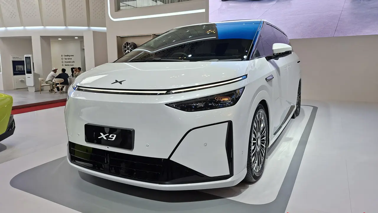 Padukan AI dengan Mobil Listrik, XPENG Perkenalkan EV Terbaru Pabrikan Lokal