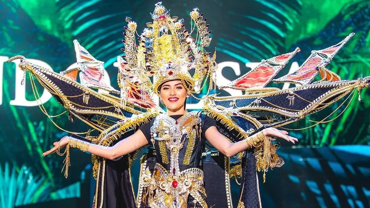 Pesona Sarlin Jones Pakai Kostum 30 Kg di Miss Grand International
