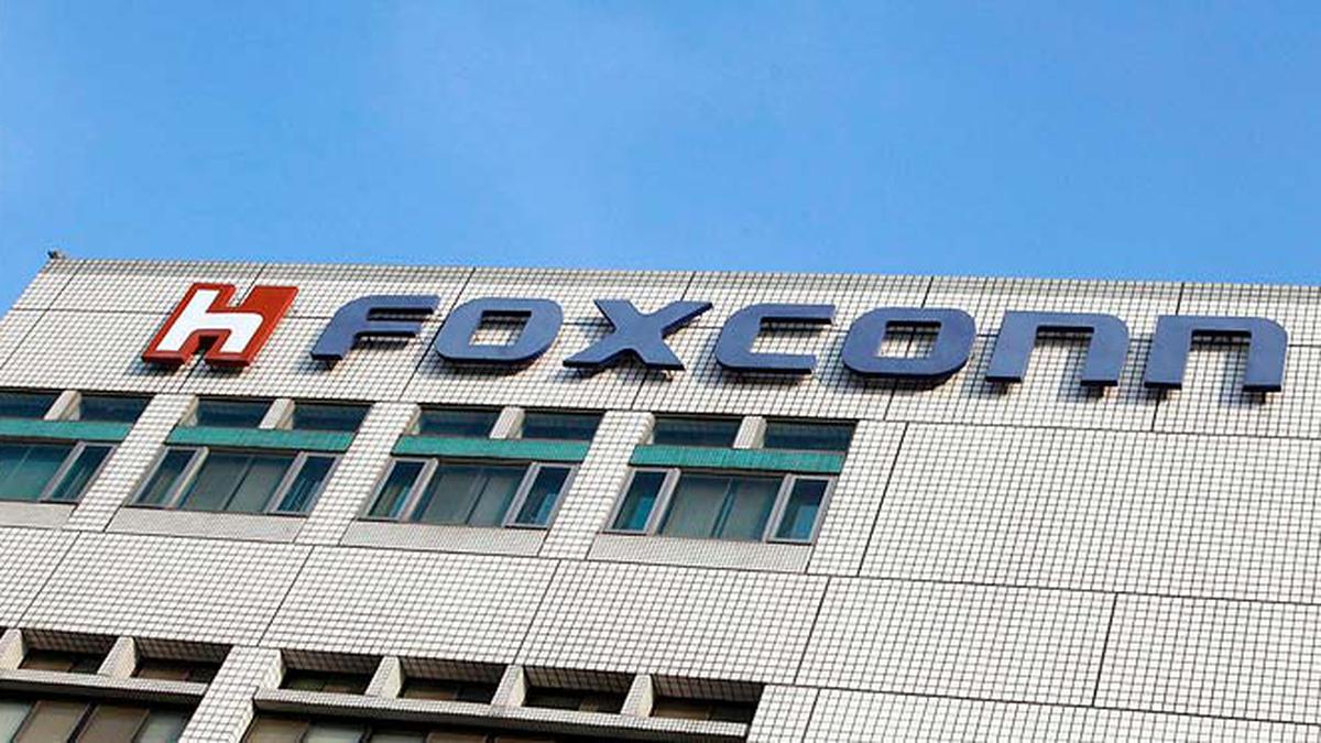 Foxcon Beroperasi, Ponsel Merek Lokal Bakal Merajai - Bisnis Liputan6.com